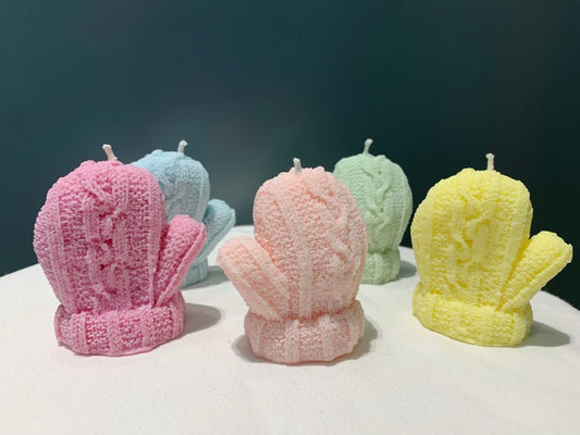 Cute Warm Glove Candle