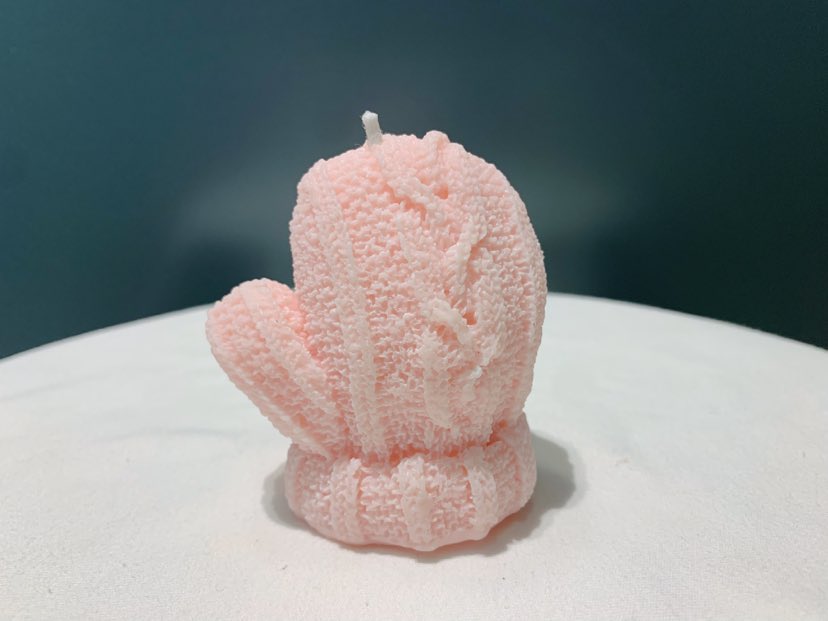 Cute Warm Glove Candle