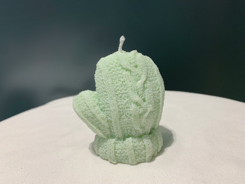 Cute Warm Glove Candle