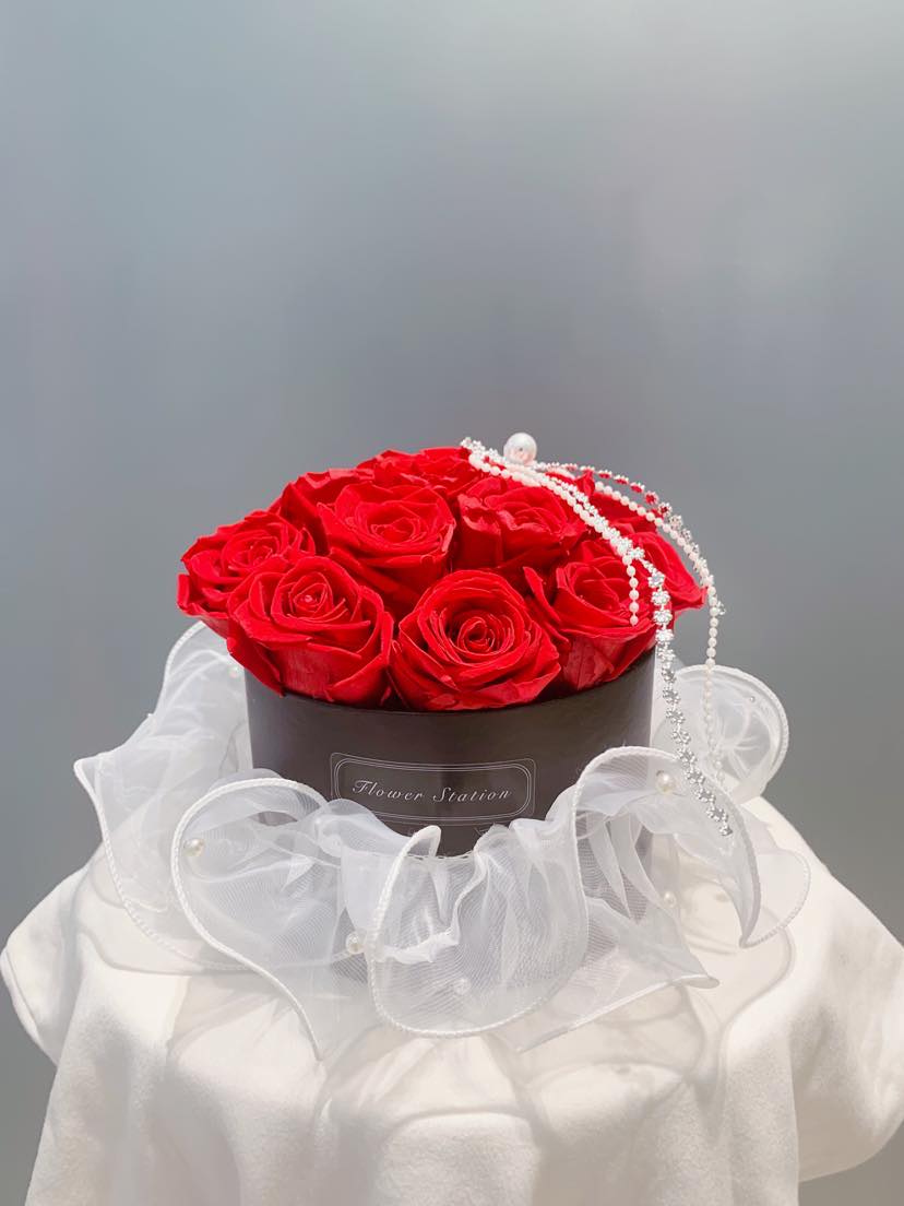 Everlasting Rose Love Box