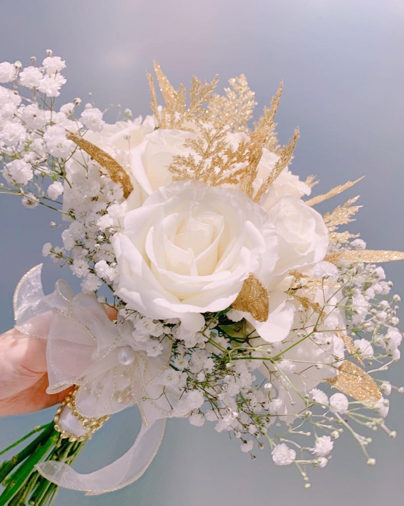 Luxury Gold Wedding Bouquet