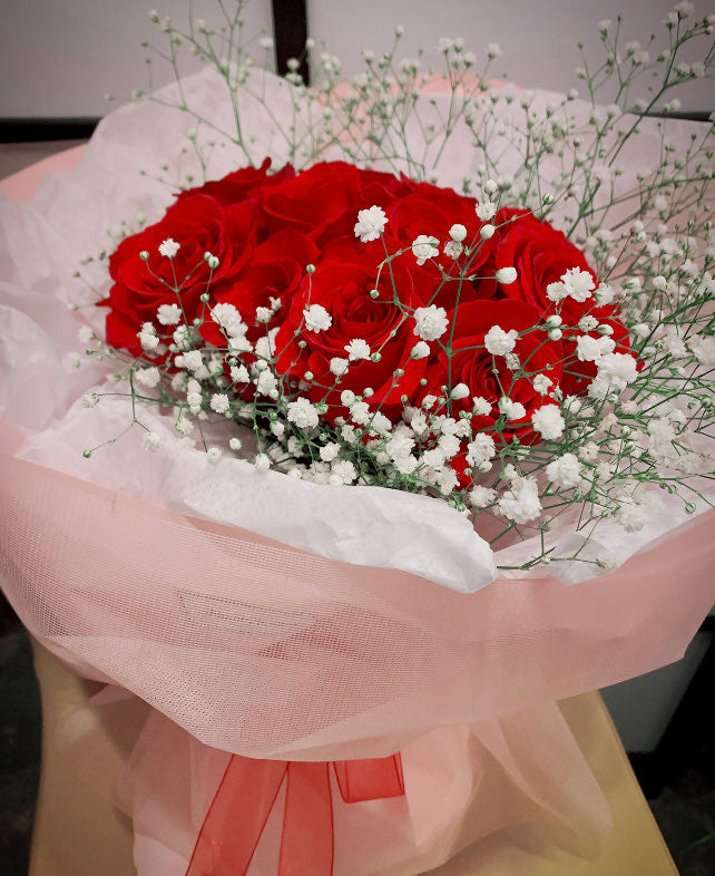 Wil you be my love Bouquet / Dozen Roses