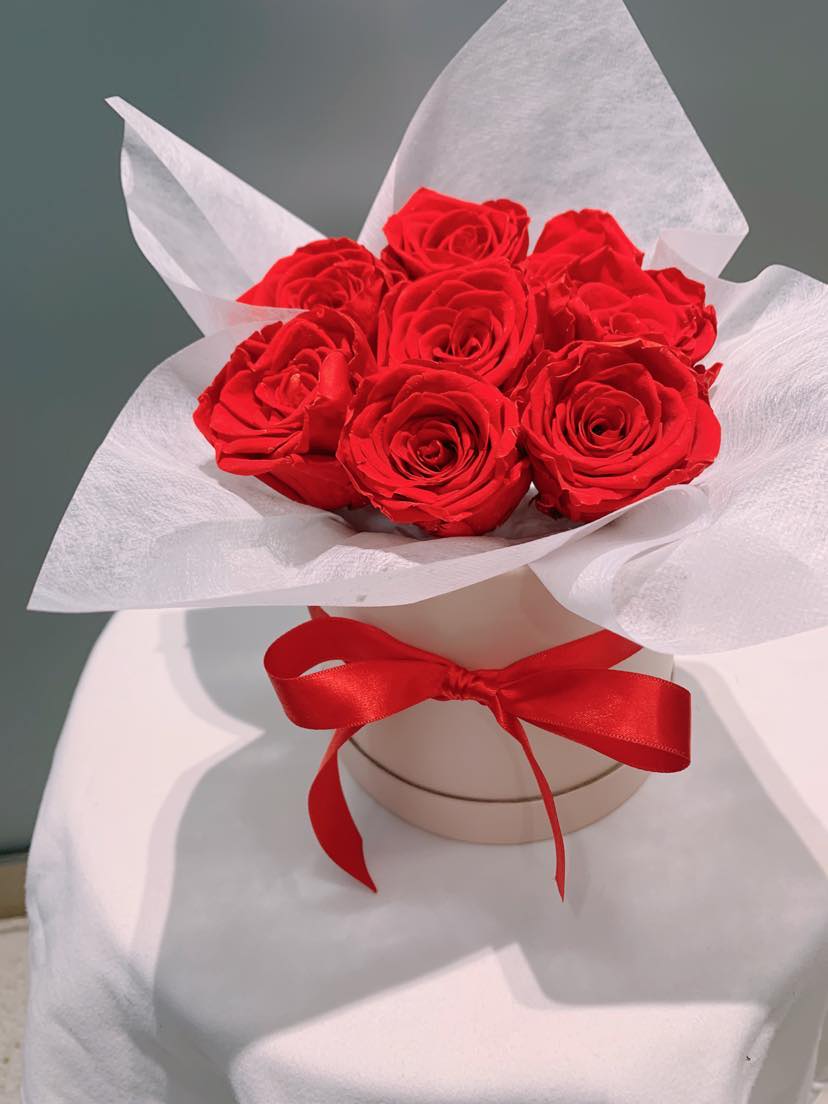 Luxury Valentine's Rose Box
