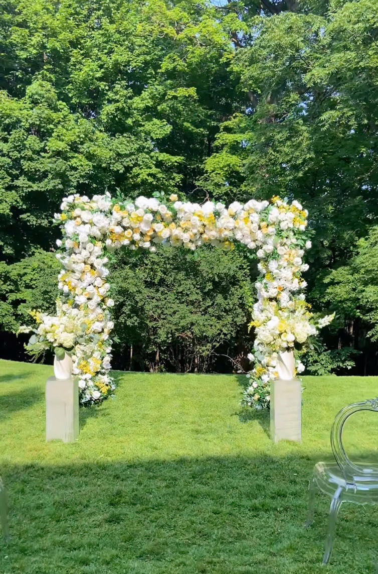 Altar / Pedestal Arrangement