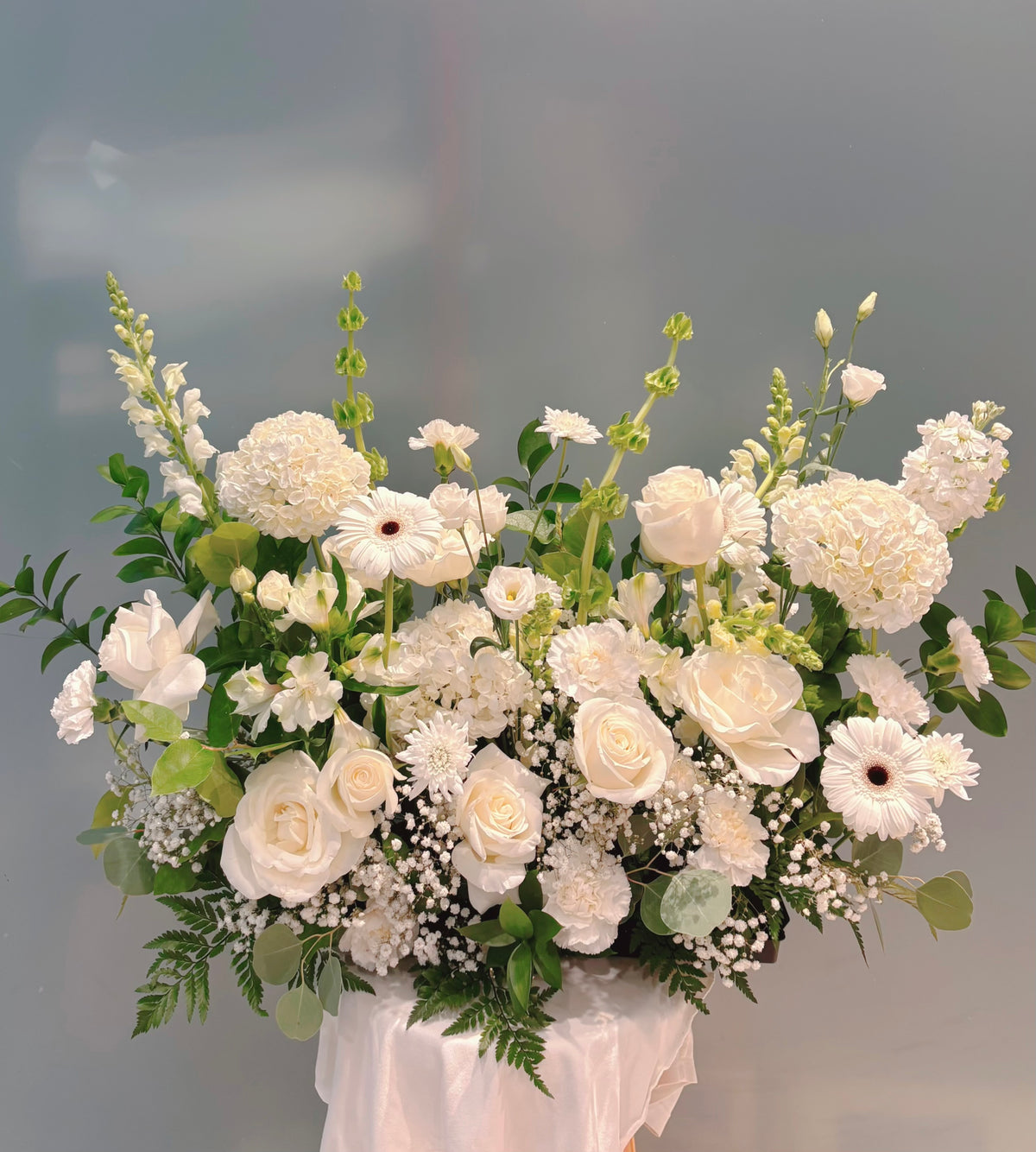 White Arrangement